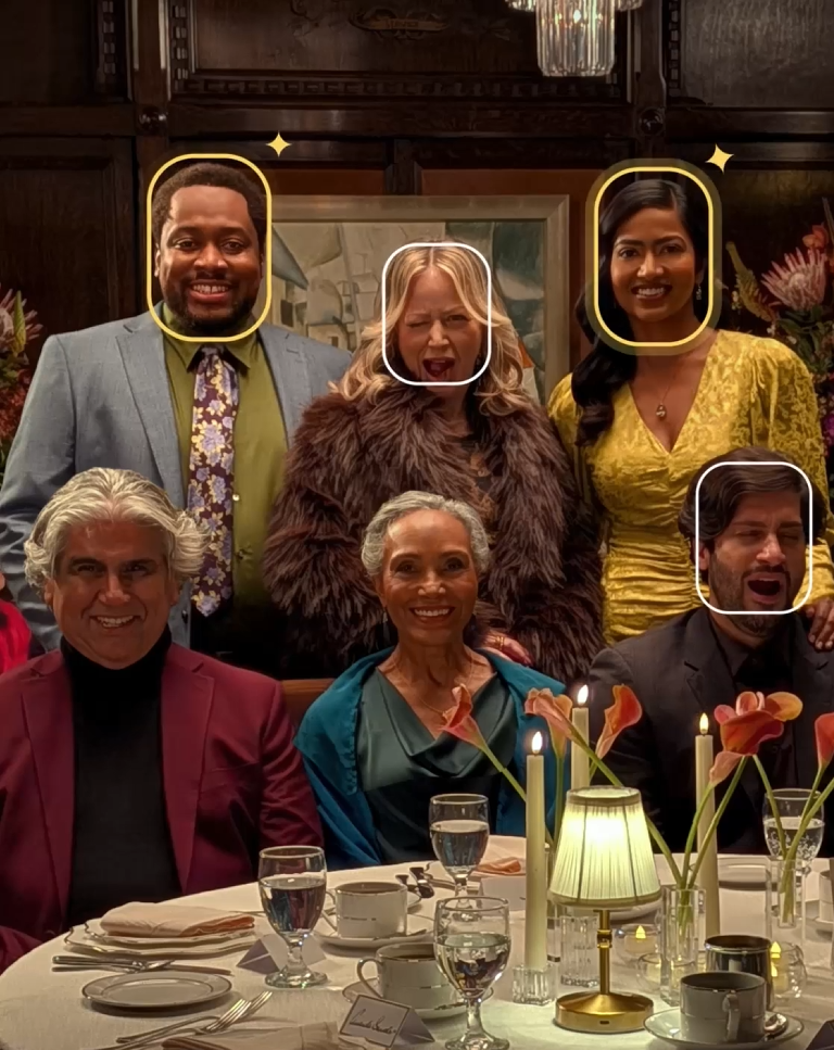 Afbeelding: Groepsfoto gemaakt met Pixel-functie Auto Best Take, waarbij verschillende gezichten worden geselecteerd voor de beste groepsfoto