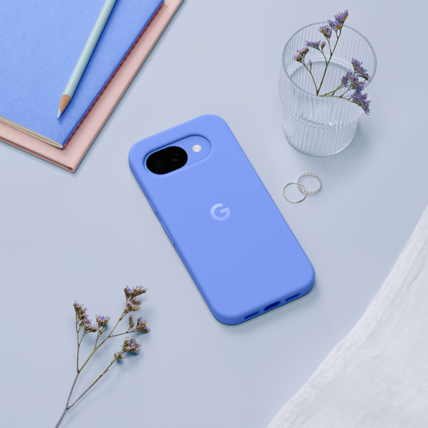 Afbeelding: Google Pixel 10a in Lavender met bijpassende beschermhoes