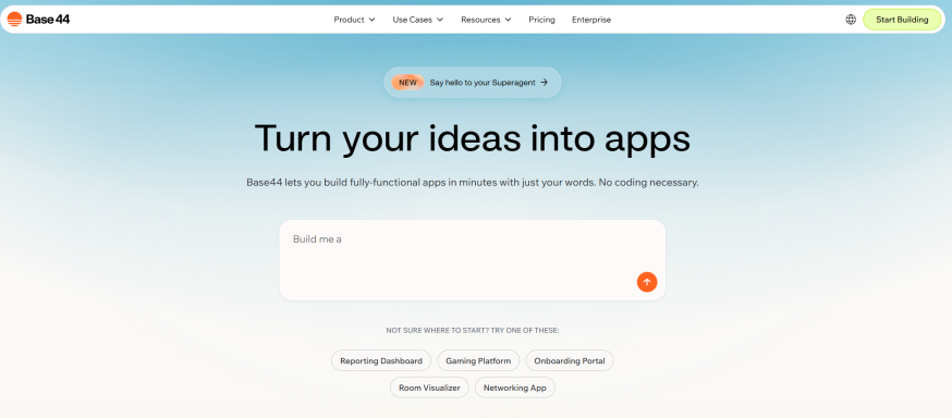 Afbeelding: Screenshot van de Base44-homepage met de kop “Turn your ideas into apps” en een groot promptveld