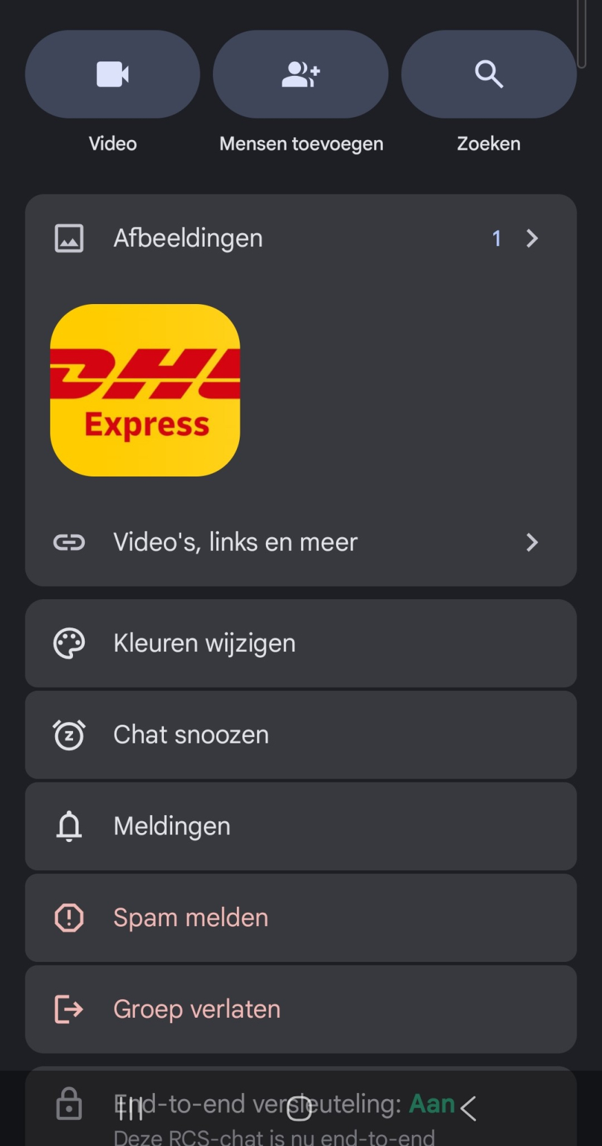Afbeelding: je kunt via groepsinformatie direct spam melden en de groep verlaten