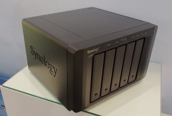 Synology DS1515+