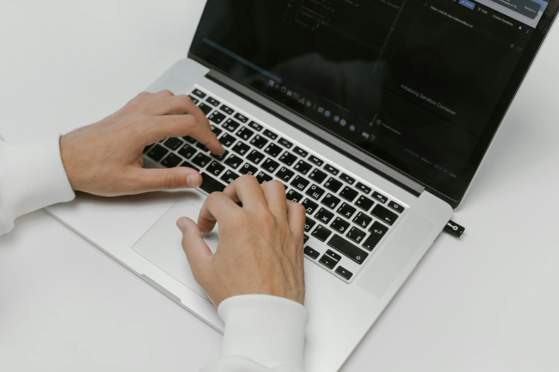 Onderzoek FireMon: 60% van alle zakelijke firewalls voldoet niet aan compliance-tests