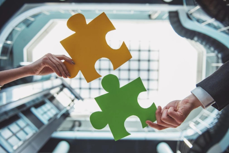 AWS en SoftwareOne slaan de handen ineen voor RISE met SAP