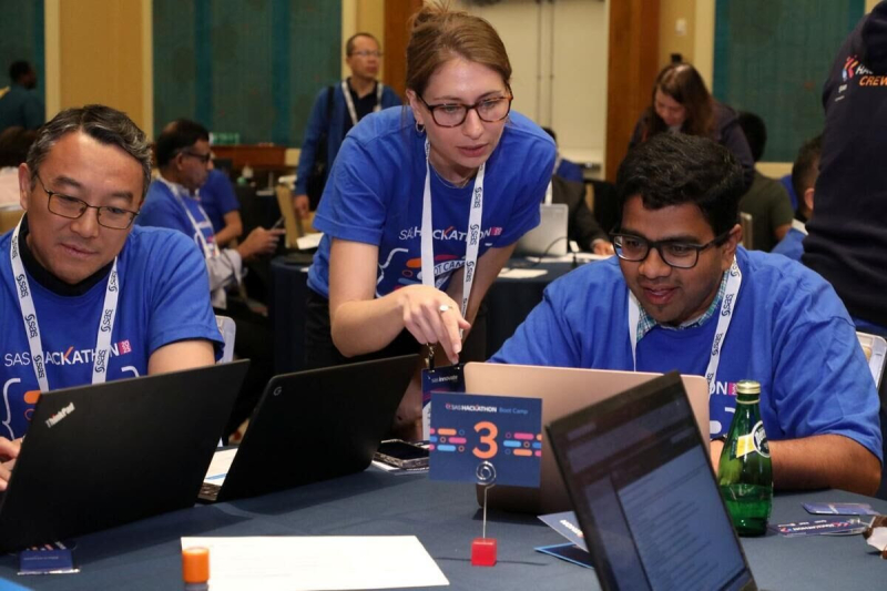 SAS lanceert eerste Benelux HackSprint bij KNVB om duurzame innovatie met data en AI te versnellen 