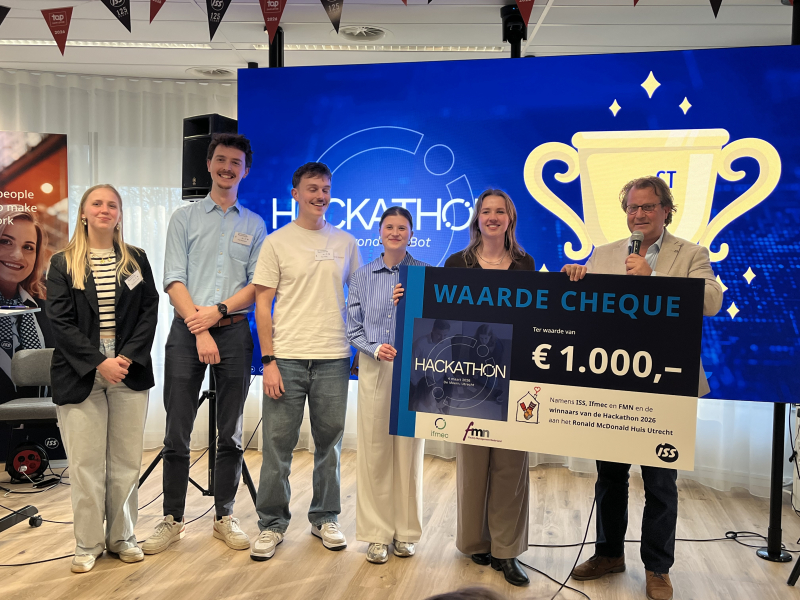 Robotica als versneller van menselijk talent: jonge FM-professionals ontwikkelen baanbrekende concepten tijdens landelijke hackathon