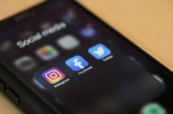 Mimecast: deel niet te veel op social media