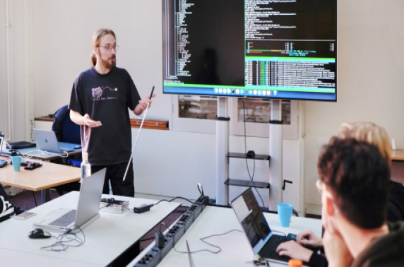 ITvitae brengt opleiding voor neurodivergente talenten naar Eindhoven 