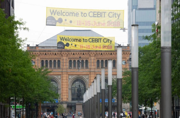 CEBIT gooit opzet beurs volledig om