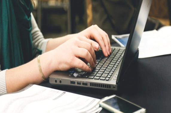 Gastexpert: Het is belastingtijd, maar komt die mail wel van de belasting?