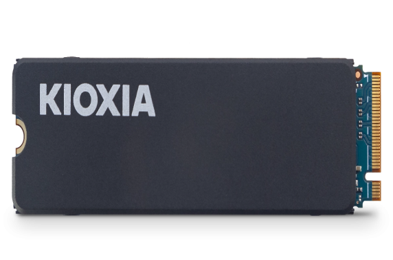 KIOXIA onthult SSD's met koeleenheid voor gamers