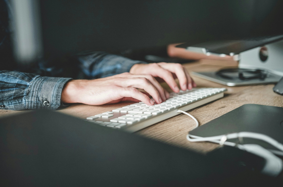Descartes lanceert artificial intelligence- en machine learning-verbeteringen voor rittenplanning en mobiele oplossingen