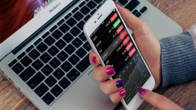 De geringe vraag naar iPhone 8 sleept aandeel Apple omlaag