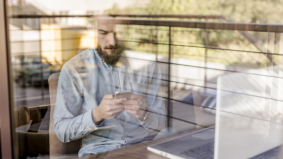 Always connected laptops
