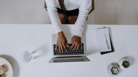 Nieuwe cyberdreiging ‘Hazy Hawk’ kaapt grote domeinen – loopt jouw merk risico?