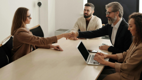 Bedrijfswaardering voor IT & Software: wat telt écht?