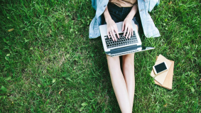 Mobiel doorwerken in de zomer: Toshiba geeft advies