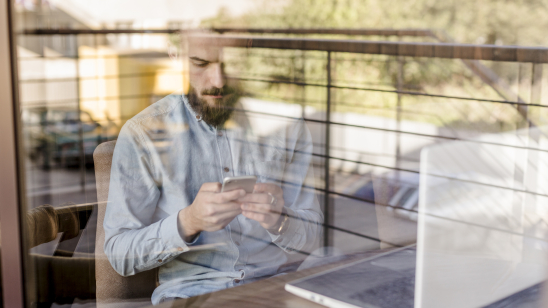 Always connected laptops
