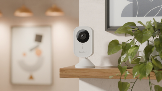 Synology introduceert nieuwe beveiligingscamera CC400W