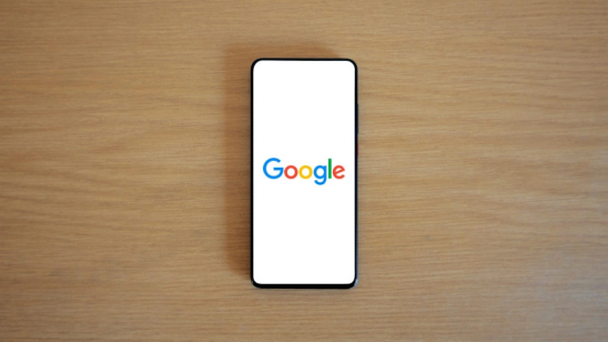 Google Discover als contentkanaal: spontane zichtbaarheid voor ondernemers