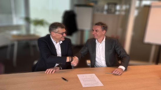  Red Hat sluit Master Agreement met SLM Rijk om digitale autonomie binnen de overheid te bevorderen 