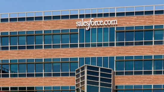 Salesforce maakt Sales, Service, Marketing, Commerce en Data Cloud-functies beschikbaar voor alle klanten Salesforce maakt Sales, Service, Marketing, Commerce en Data Cloud-functies beschikbaar voor alle klanten